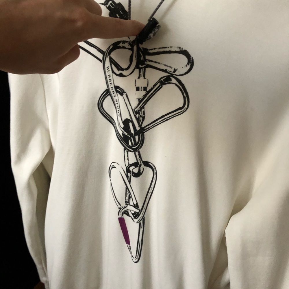 Like new Burberry sport sweater